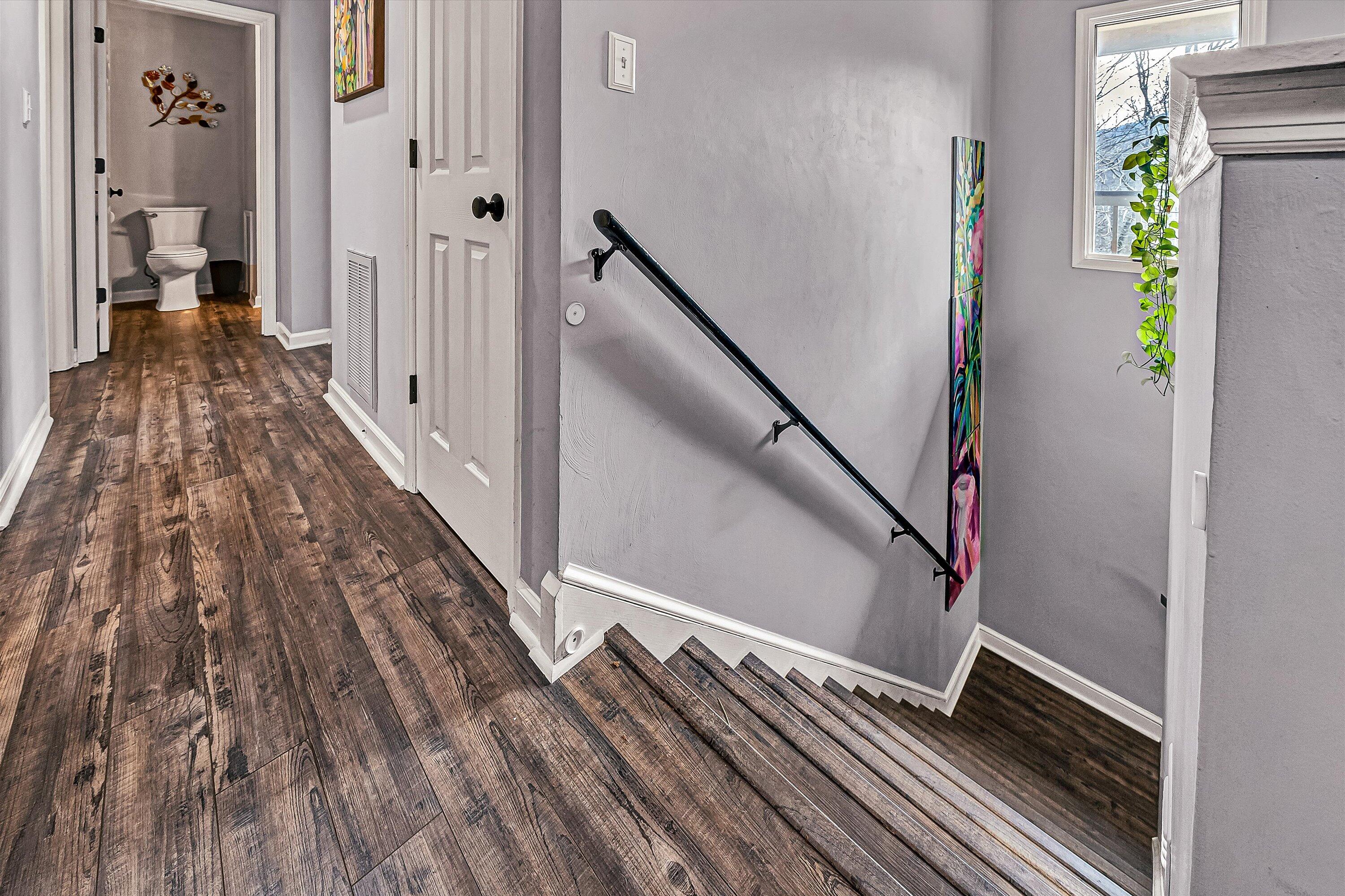 7141 Bent Mountain Road Roanoke, VA 24018 - Photo 27 of 51 27-VM-00377