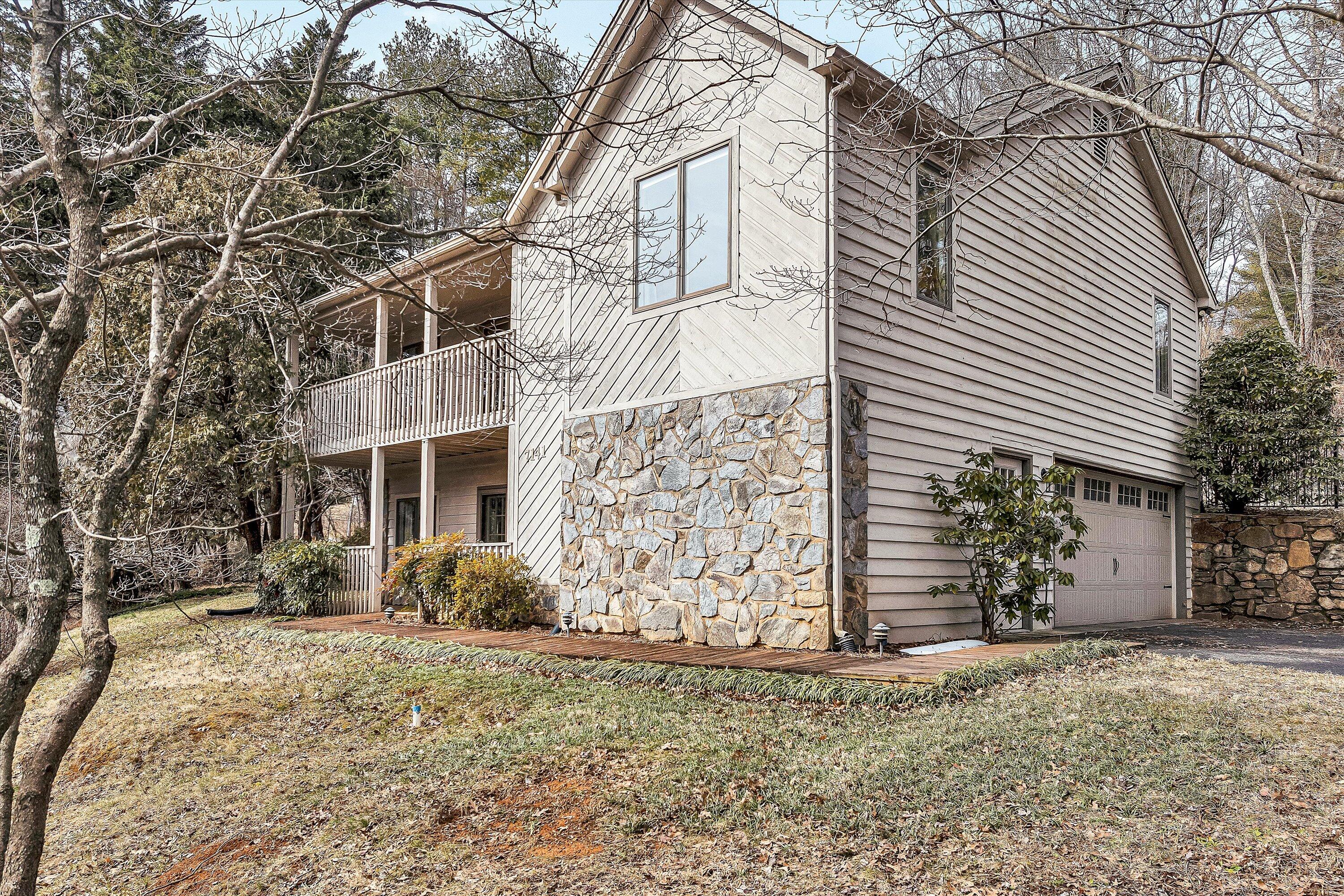 7141 Bent Mountain Road Roanoke, VA 24018 - Photo 3 of 51 03-VM-0155