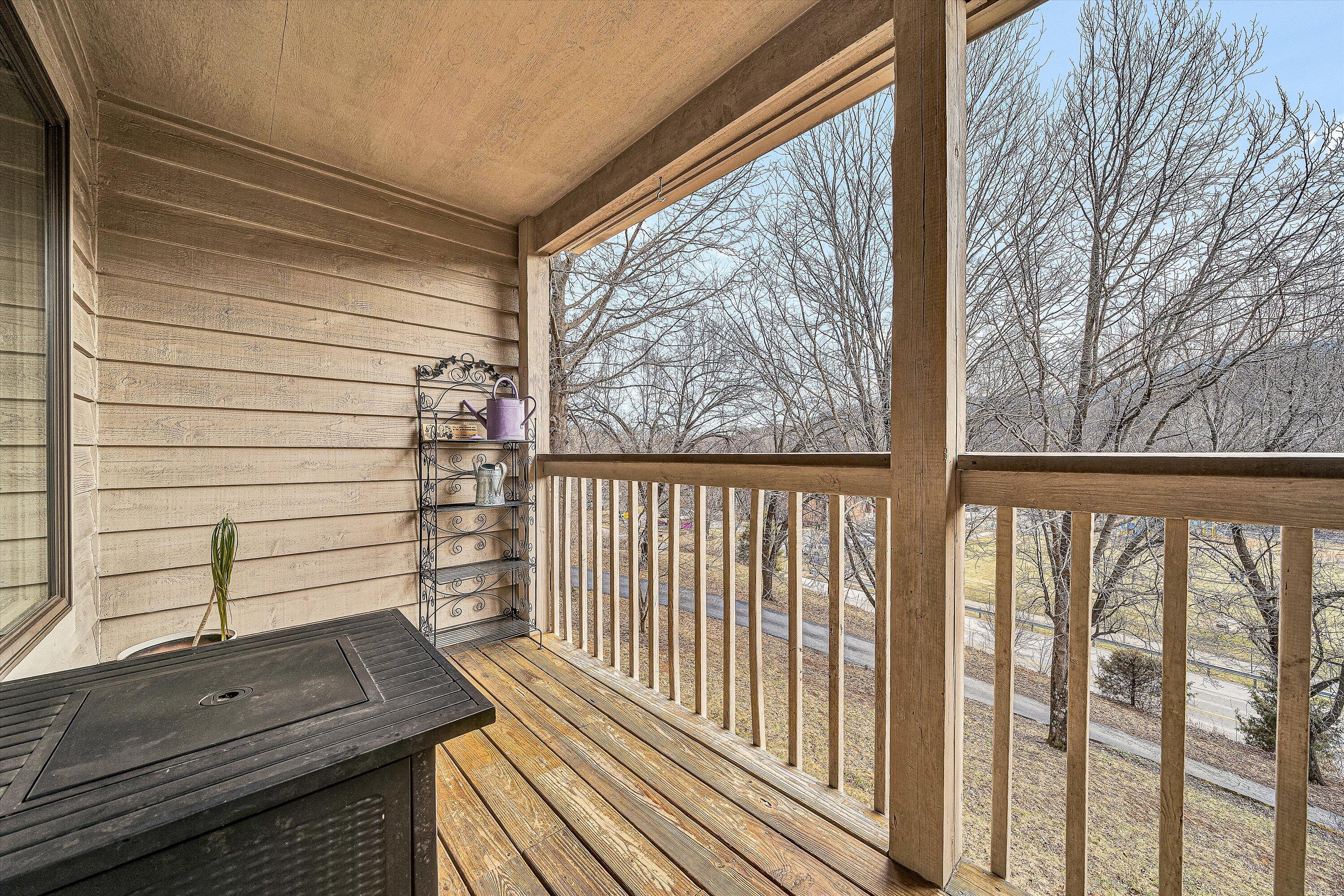7141 Bent Mountain Road Roanoke, VA 24018 - Photo 41 of 51 41-VM-00329