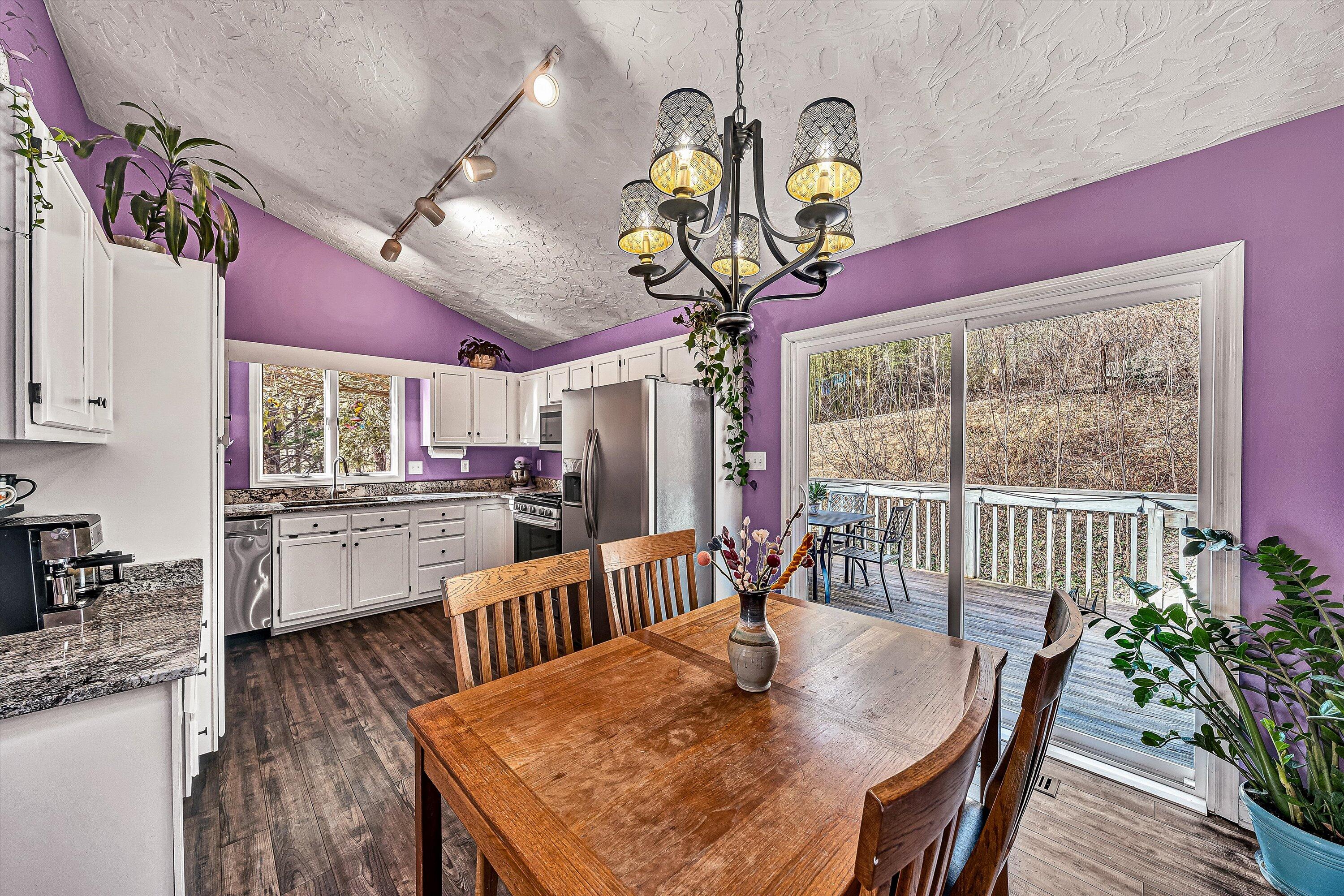 7141 Bent Mountain Road Roanoke, VA 24018 - Photo 9 of 51 09-VM-00308