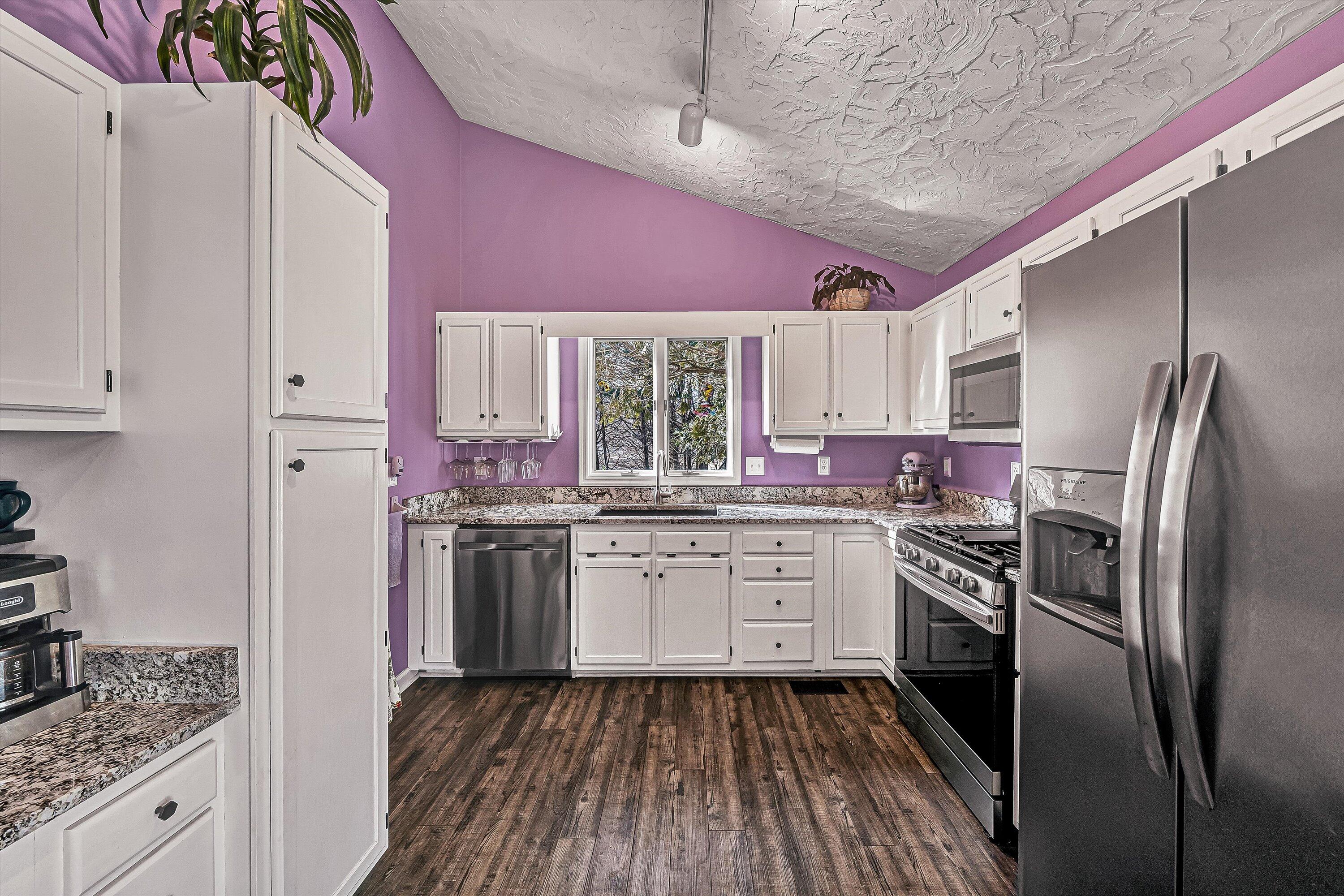 7141 Bent Mountain Road Roanoke, VA 24018 - Photo 10 of 51 10-VM-00311
