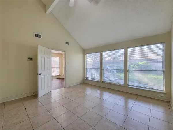 $2,045 | 6215 Francis Marion Drive, Houston, TX 77091