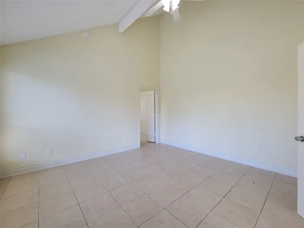 $2,045 | 6215 Francis Marion Drive, Houston, TX 77091