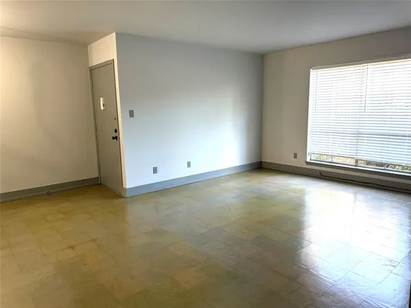 $69,900 | 7000 Creswell Road, Unit 108, Shreveport, LA 71106