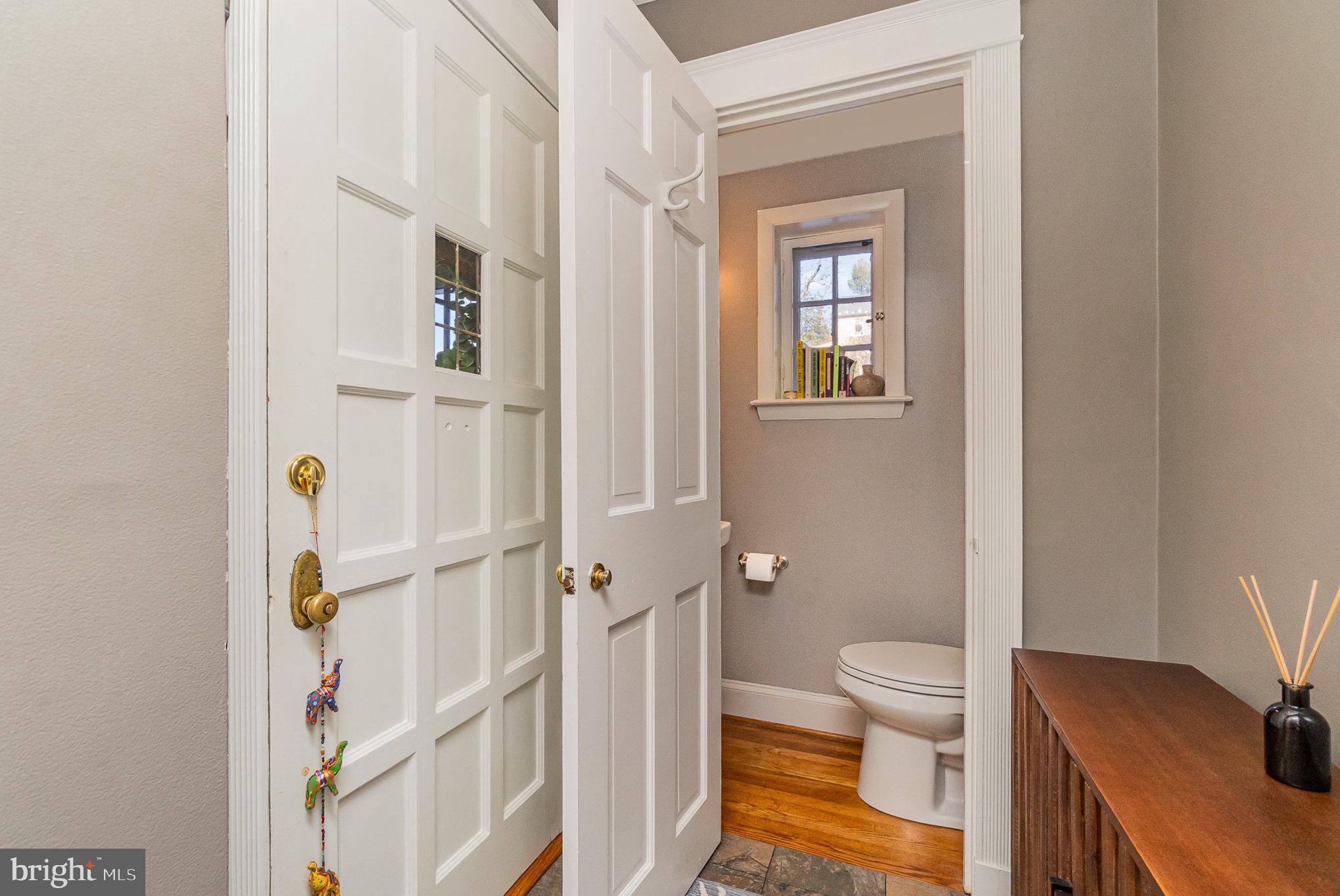 1221 Roundhill Road Baltimore, MD 21218 - Photo 16 of 47 Main Level Powder Room