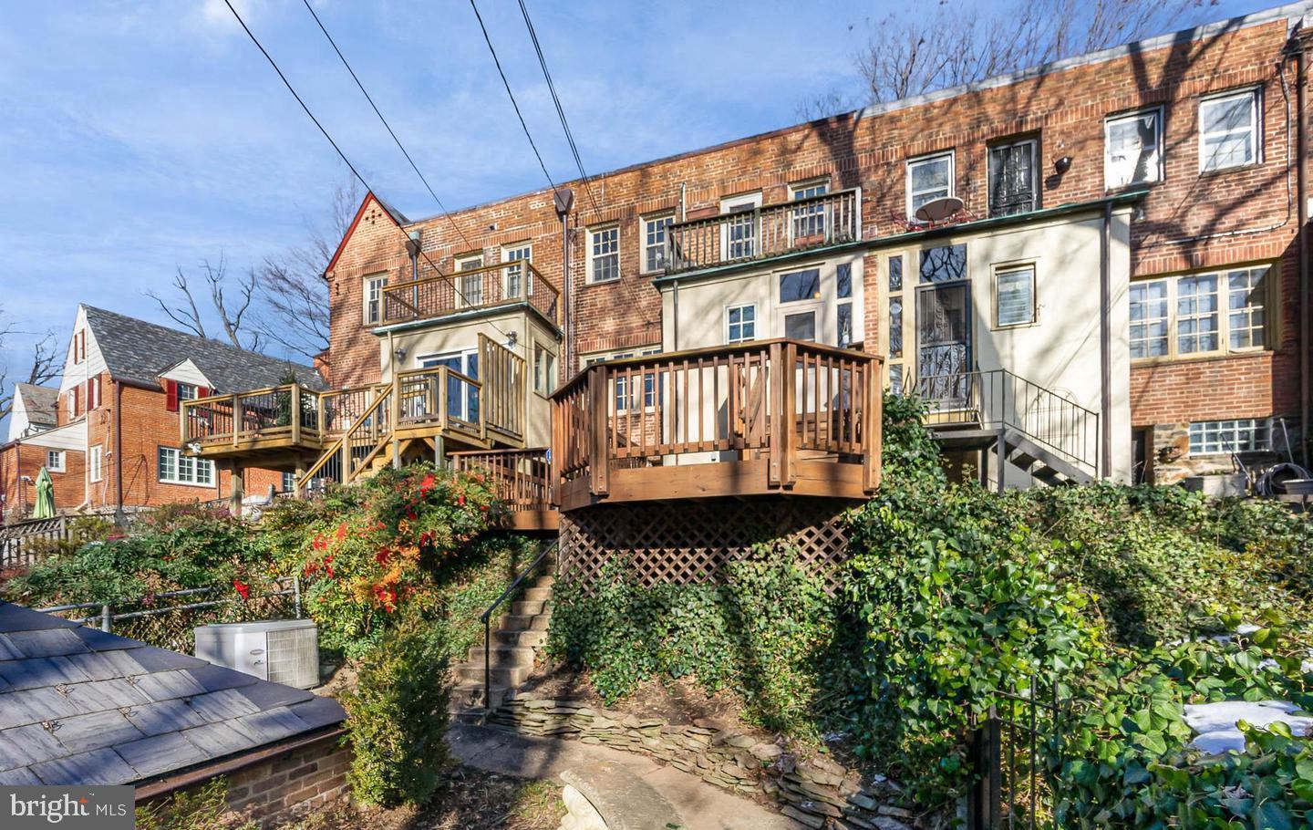 1221 Roundhill Road Baltimore, MD 21218 - Photo 37 of 47 Exterior Rear