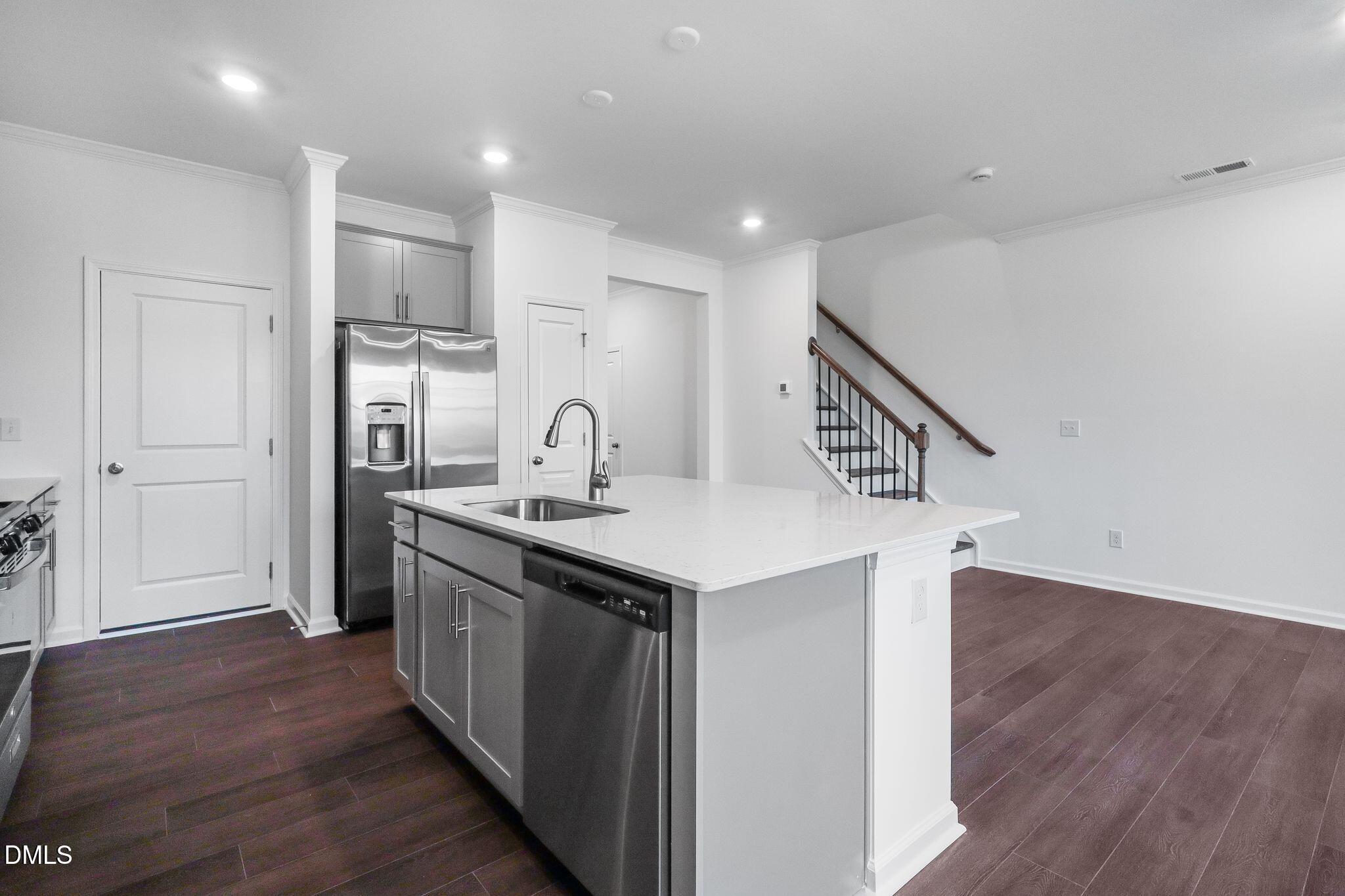 2937 Hickory Fld Drive Raleigh, NC 27616 - Photo 11 of 32 SUN_Everlee_Pic_CarsonII_QMI_236_Kitchen