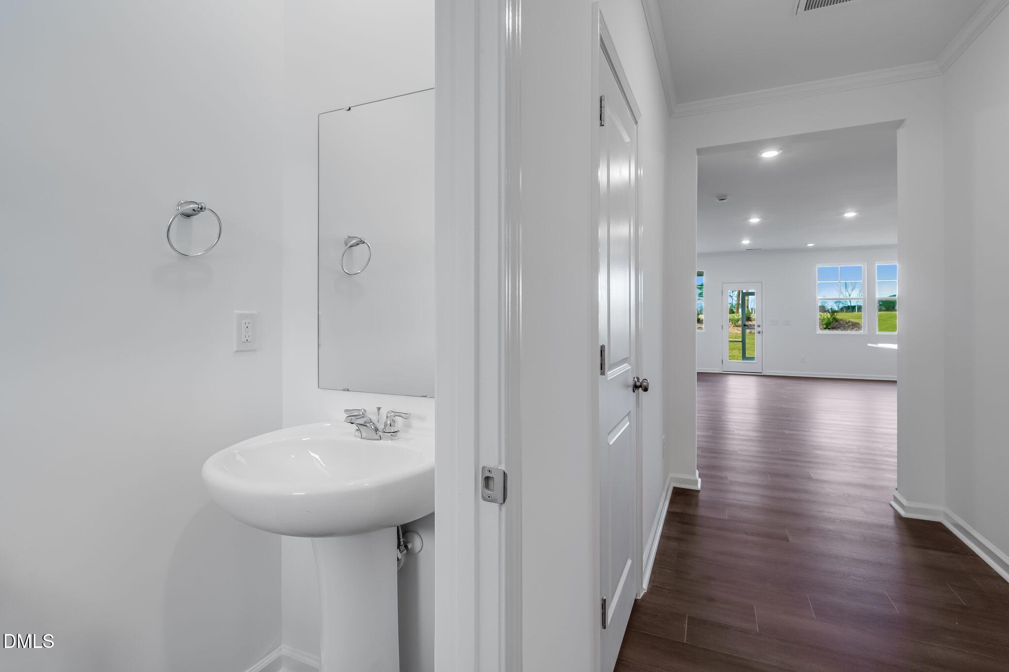2937 Hickory Fld Drive Raleigh, NC 27616 - Photo 15 of 32 SUN_Everlee_Pic_CarsonII_QMI_236_Powder_
