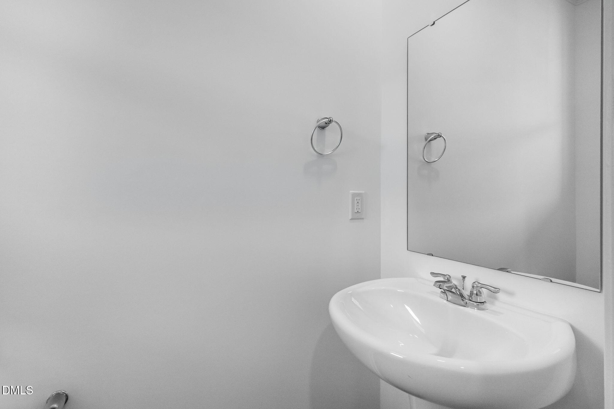 2937 Hickory Fld Drive Raleigh, NC 27616 - Photo 29 of 32 SUN_Everlee_Pic_CarsonII_QMI_236_Powder_