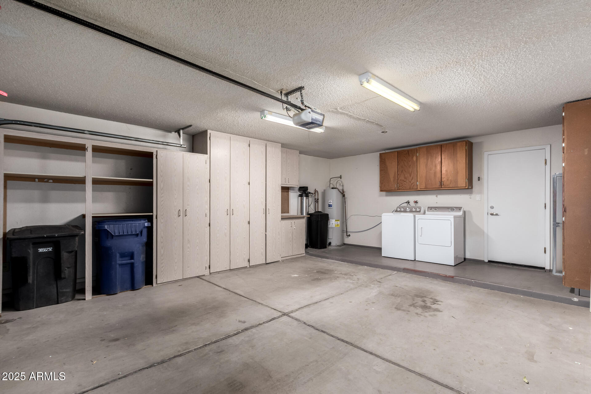716 West Boxelder Place Chandler, AZ 85225 - Photo 13 of 15 a view of an empty room with a kitchen