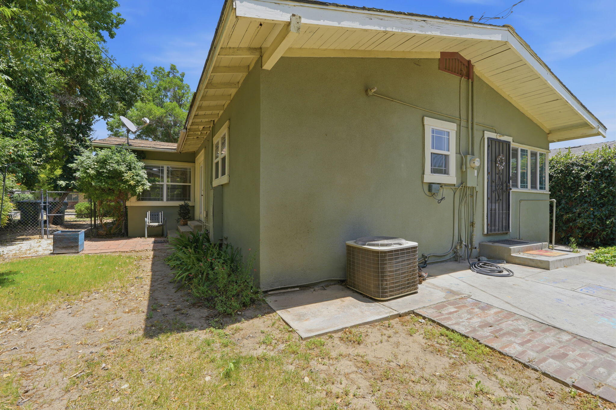 220 South D Street Exeter, CA 93221 - Photo 25 of 27