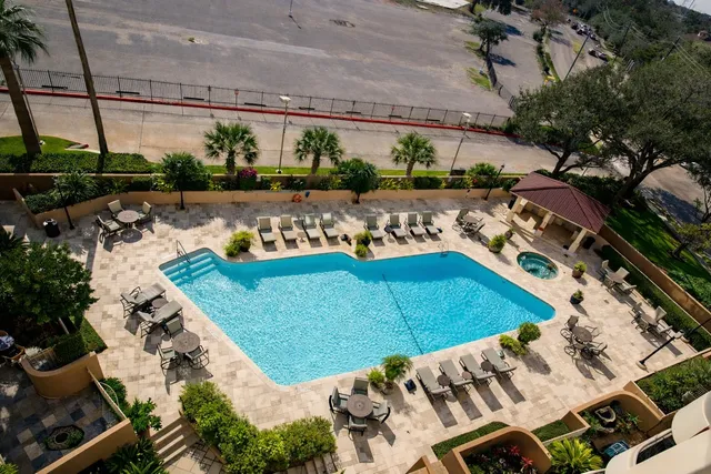 $145,000 | 3525 Sage Road, Unit 718, Houston, TX 77056