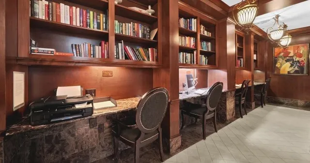 $145,000 | 3525 Sage Road, Unit 718, Houston, TX 77056