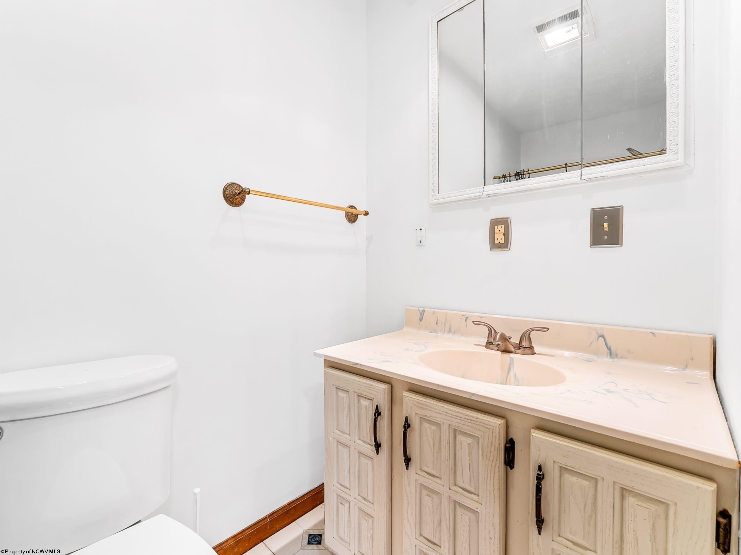 224 Hemlock Lane Reedsville, WV 26547 - Photo 25 of 41 Gallery Image 25