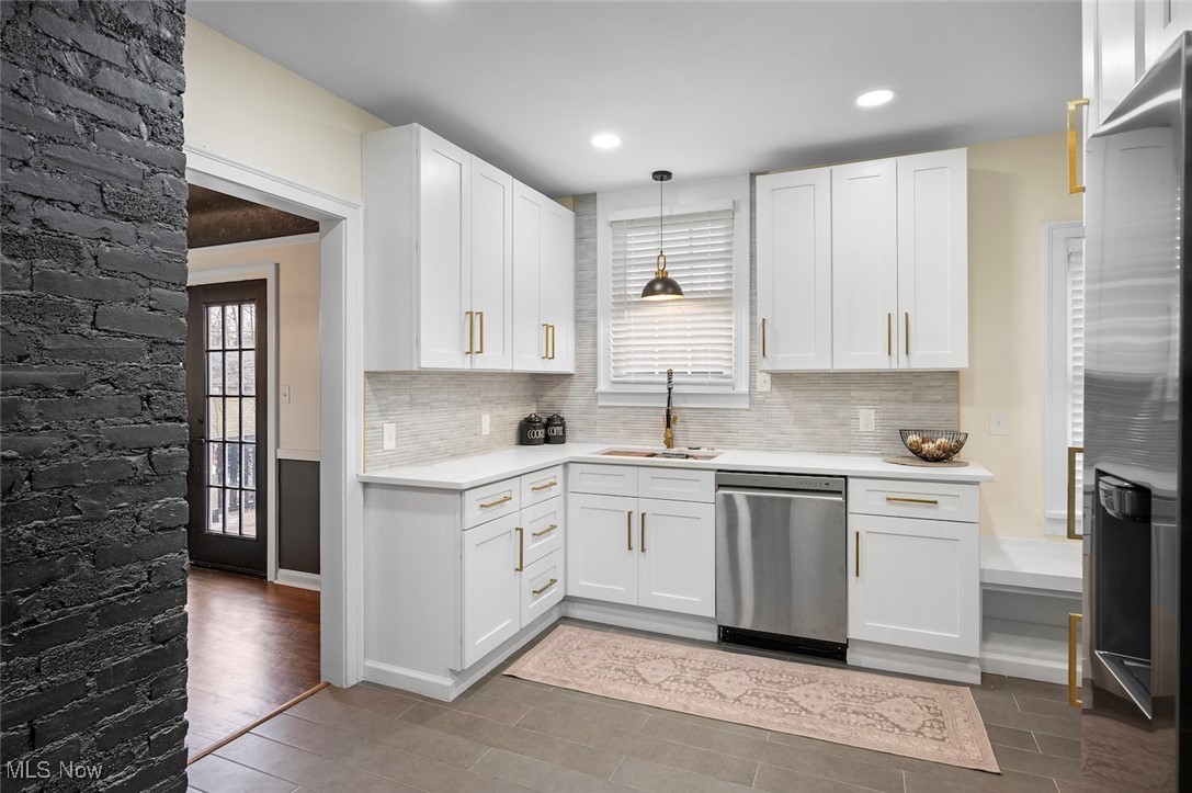 3821 Berkeley Road Cleveland Heights, OH 44118 - Photo 12 of 38