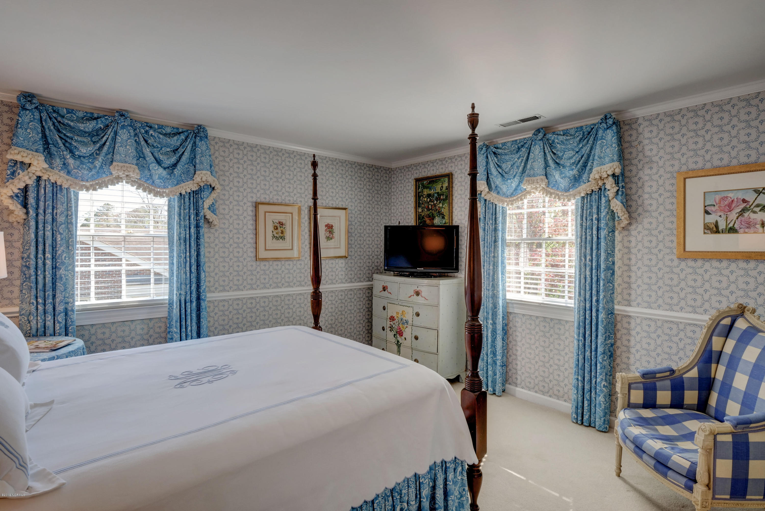 1936 Hawthorne Road Wilmington, NC 28403 - Photo 22 of 33 Bedroom 4