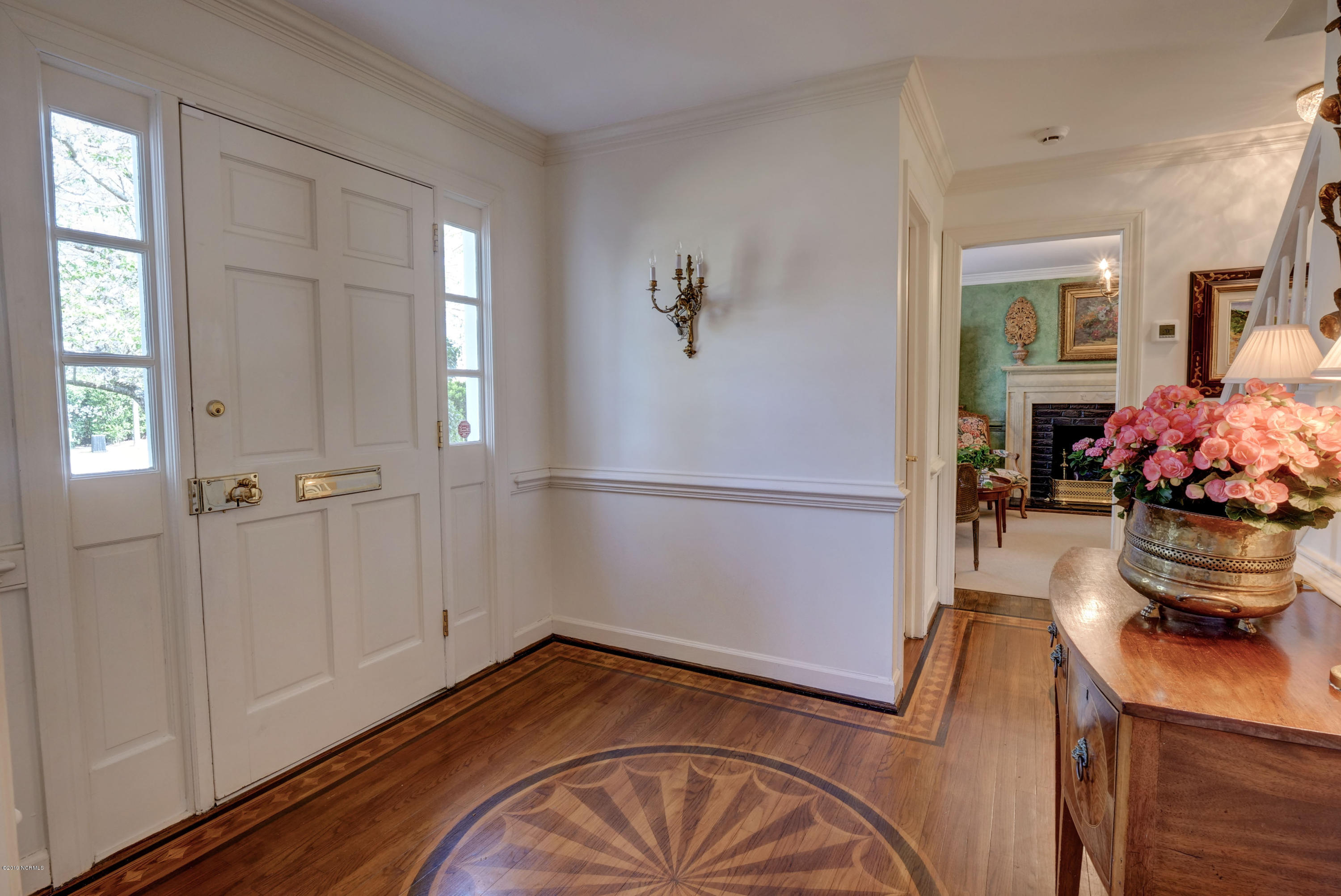 1936 Hawthorne Road Wilmington, NC 28403 - Photo 8 of 33 Large Foyer
