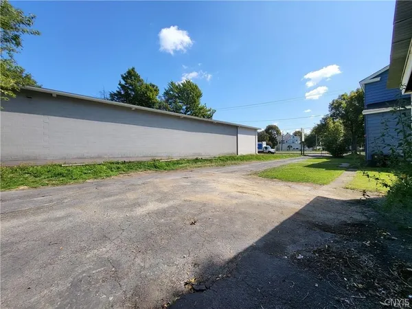 $265,000 | 53 Arterial West, Auburn, NY 13021