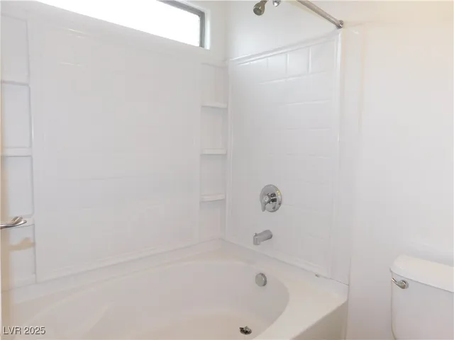 $1,780 | 5419 Railroad River Avenue, Las Vegas, NV 89139