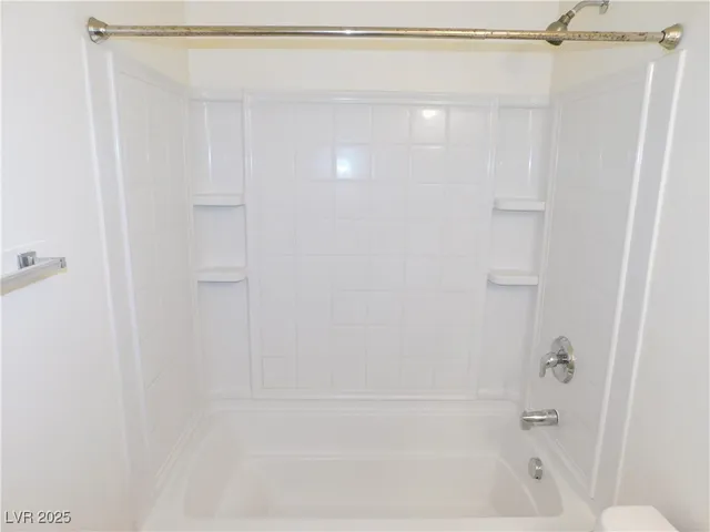 $1,780 | 5419 Railroad River Avenue, Las Vegas, NV 89139