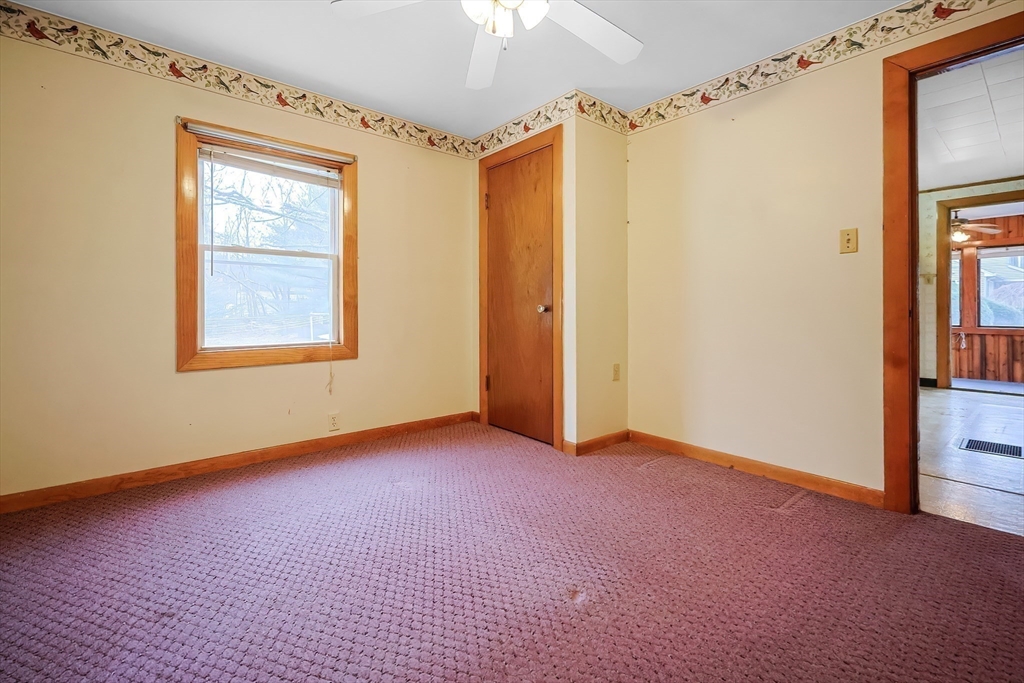 110 Union Street Northbridge, MA 01588 - Photo 13 of 39