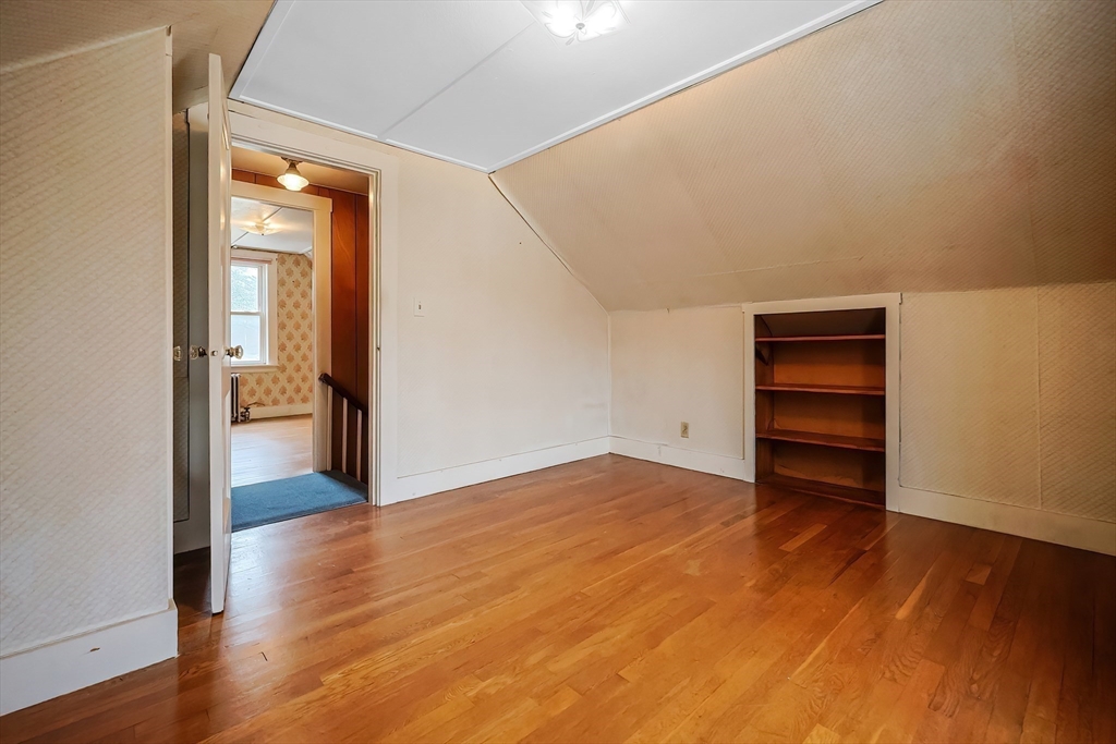 110 Union Street Northbridge, MA 01588 - Photo 21 of 39