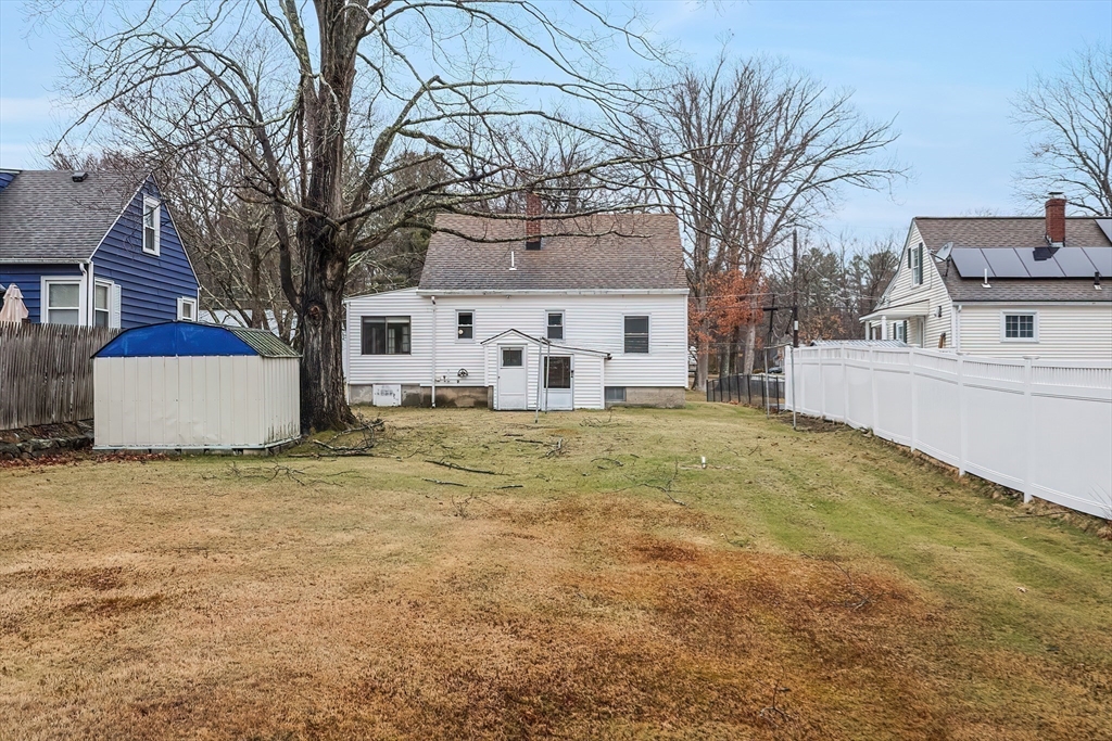 110 Union Street Northbridge, MA 01588 - Photo 31 of 39