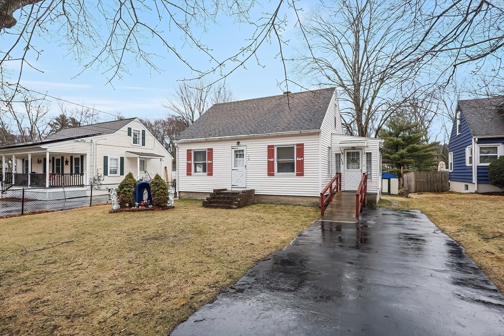 110 Union Street Northbridge, MA 01588 - Photo 37 of 39