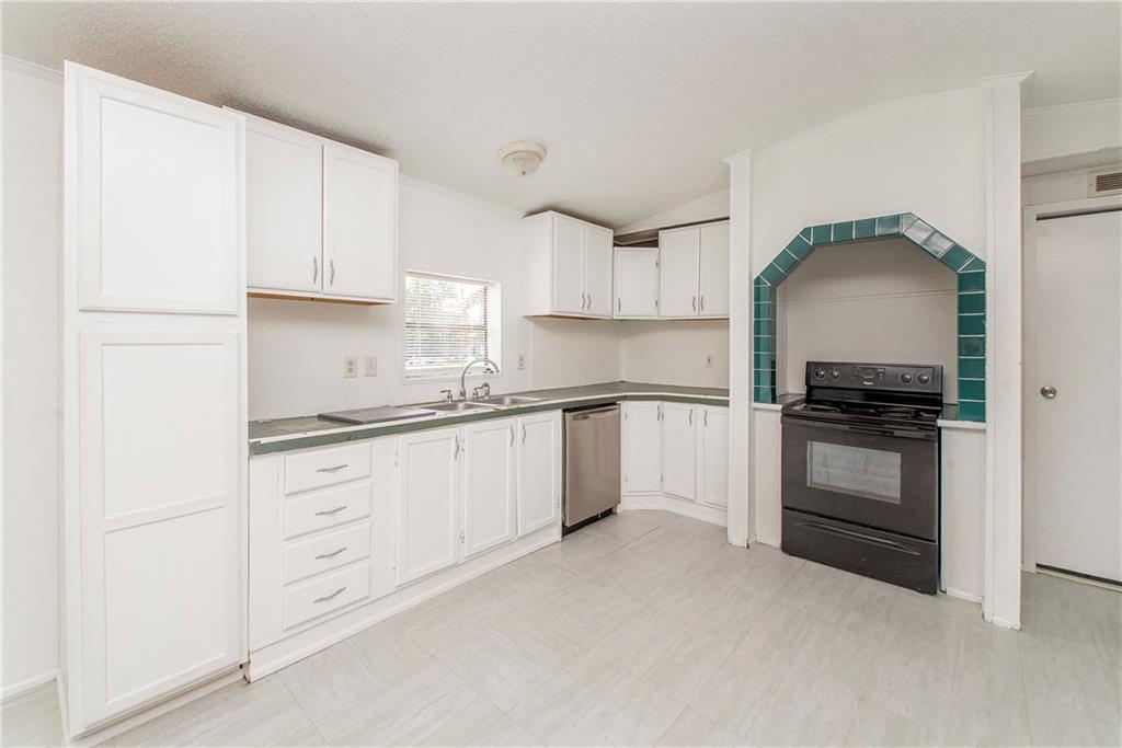 28699 Ross Trail Albany, LA 70711 - Photo 5 of 19