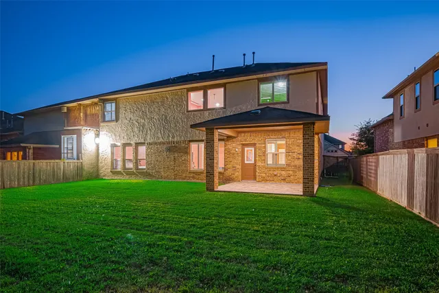 $949,900 | 5411 Oban Terrace Lane, Sugar Land, TX 77479