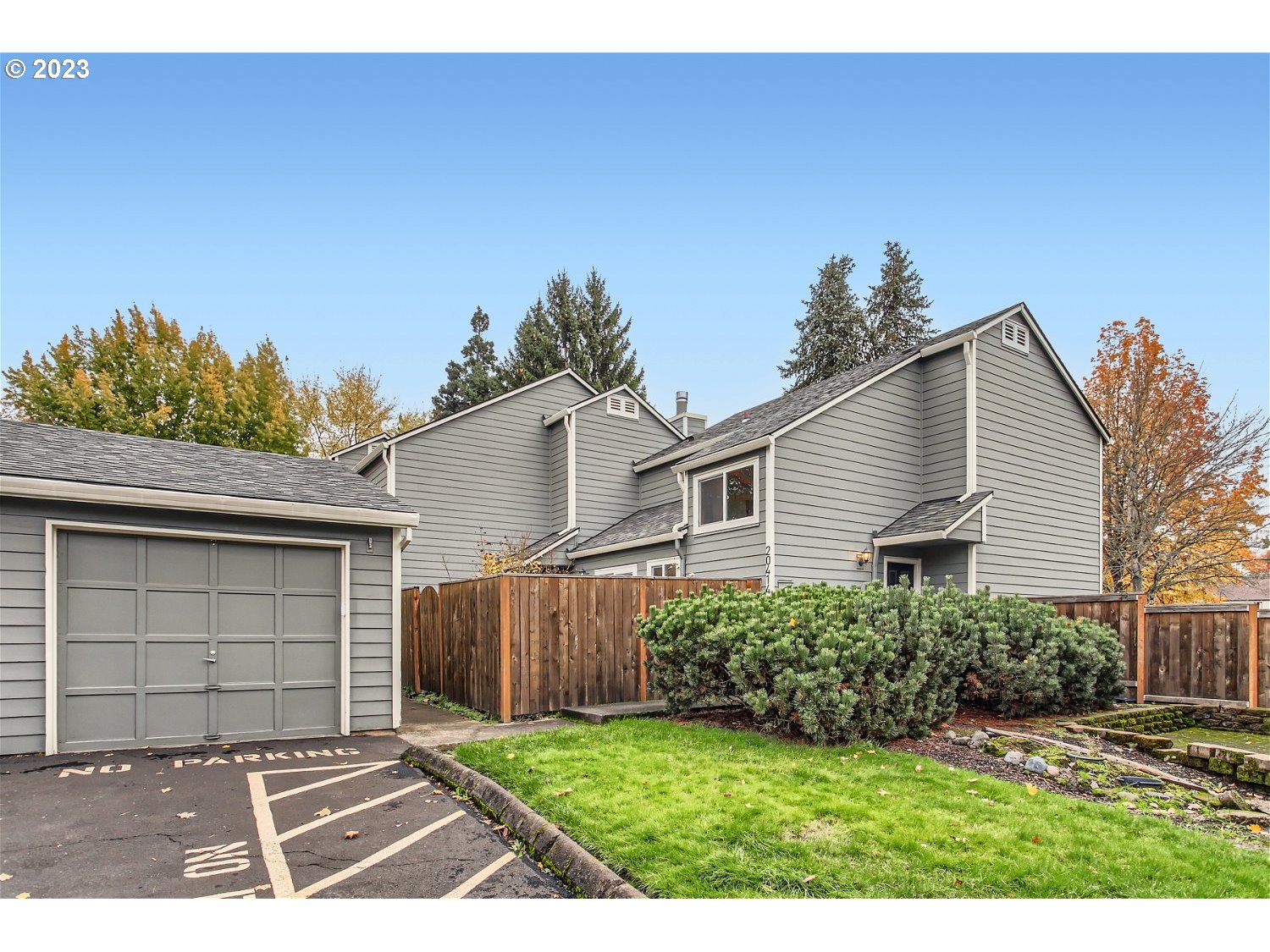 20414 Southwest Rosa Drive Beaverton, OR 97078 - Photo 1 of 23 Gallery Image 1