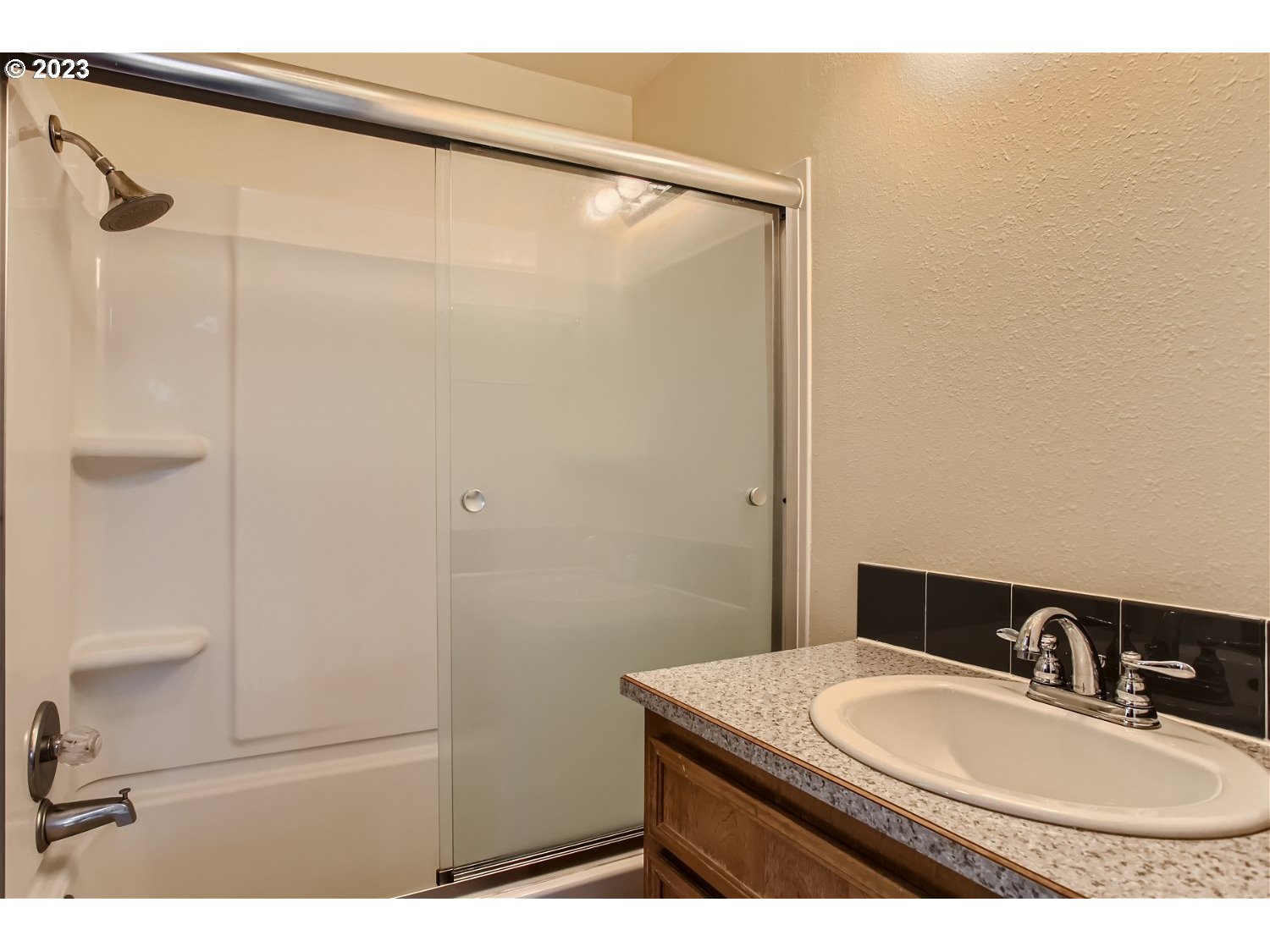 20414 Southwest Rosa Drive Beaverton, OR 97078 - Photo 21 of 23 Gallery Image 21