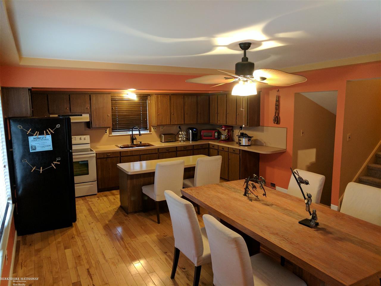4306 East Eleven Mile Road Warren, MI 48091 - Photo 2 of 27
