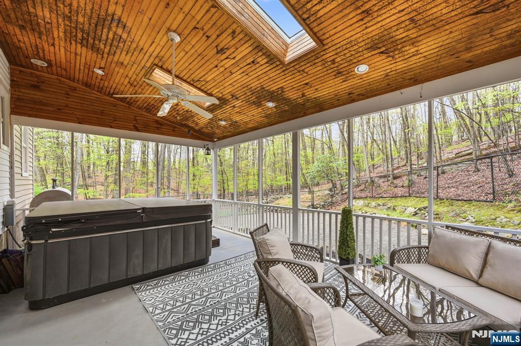 219 Snake Den Road Wanaque, NJ 07465 - Photo 19 of 50