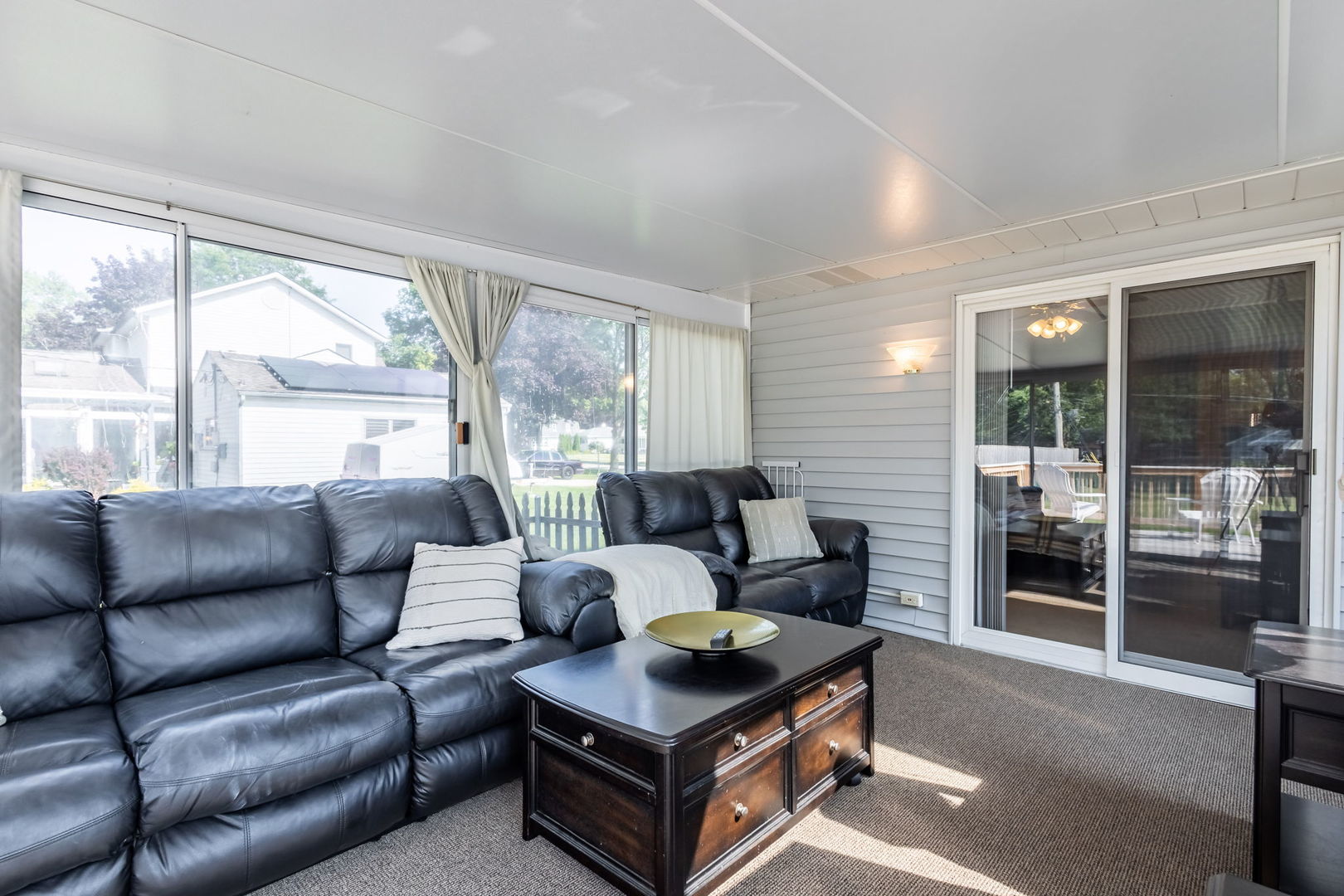 2802 Campbell Street Rolling Meadows, IL 60008 - Photo 20 of 27 a living room with furniture and a large window