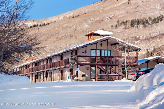 $275,000 | 11101 County Road 117, Unit A2, Glenwood Springs, CO 81601