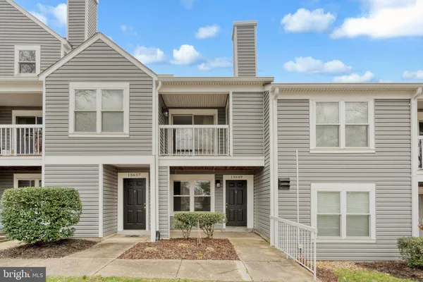 $1,900 | 13659 Orchard Drive, Unit 3659, Clifton, VA 20124