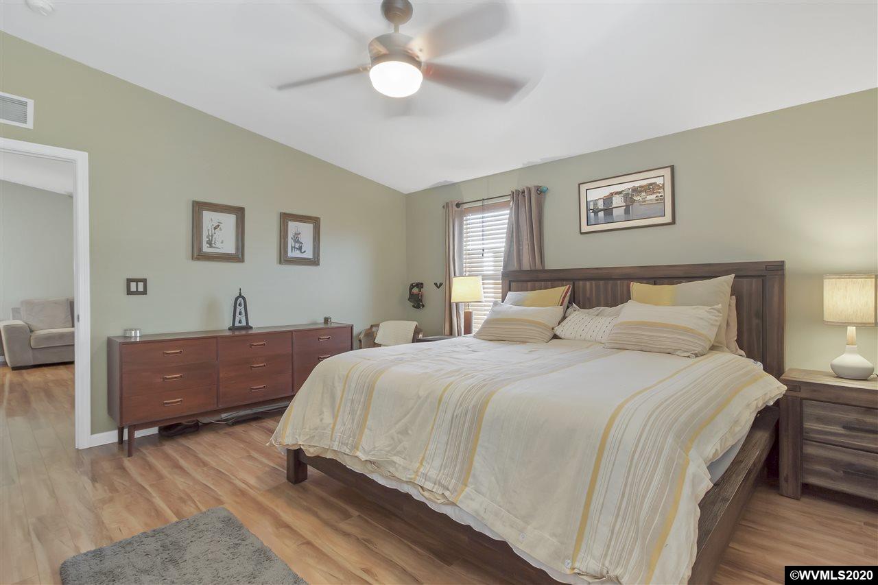 3478 Turner Road Southeast Salem, OR 97302 - Photo 17 of 26 Gallery Image 17