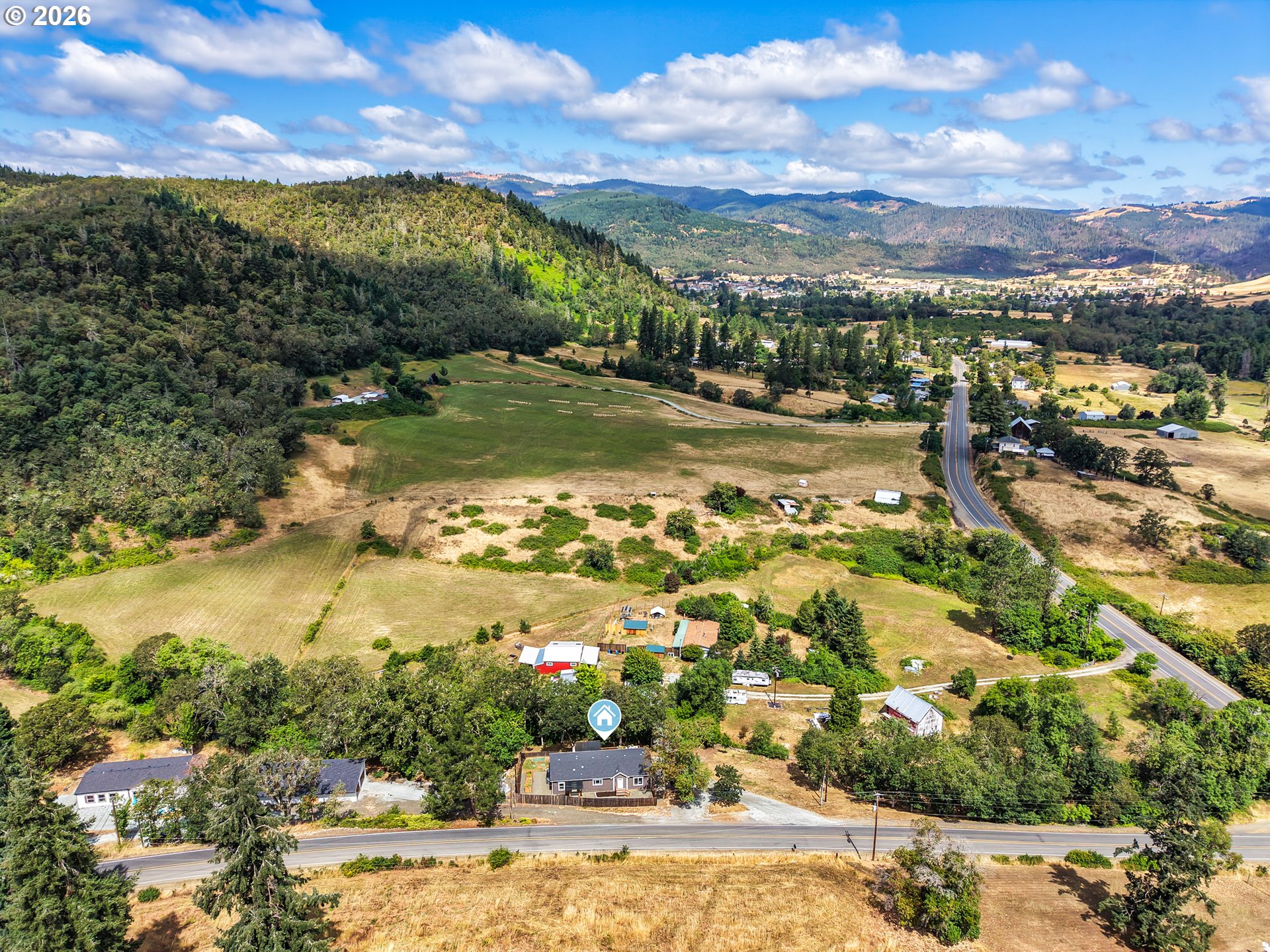 4458 Shoestring Road Riddle, OR 97469 - Photo 37 of 43