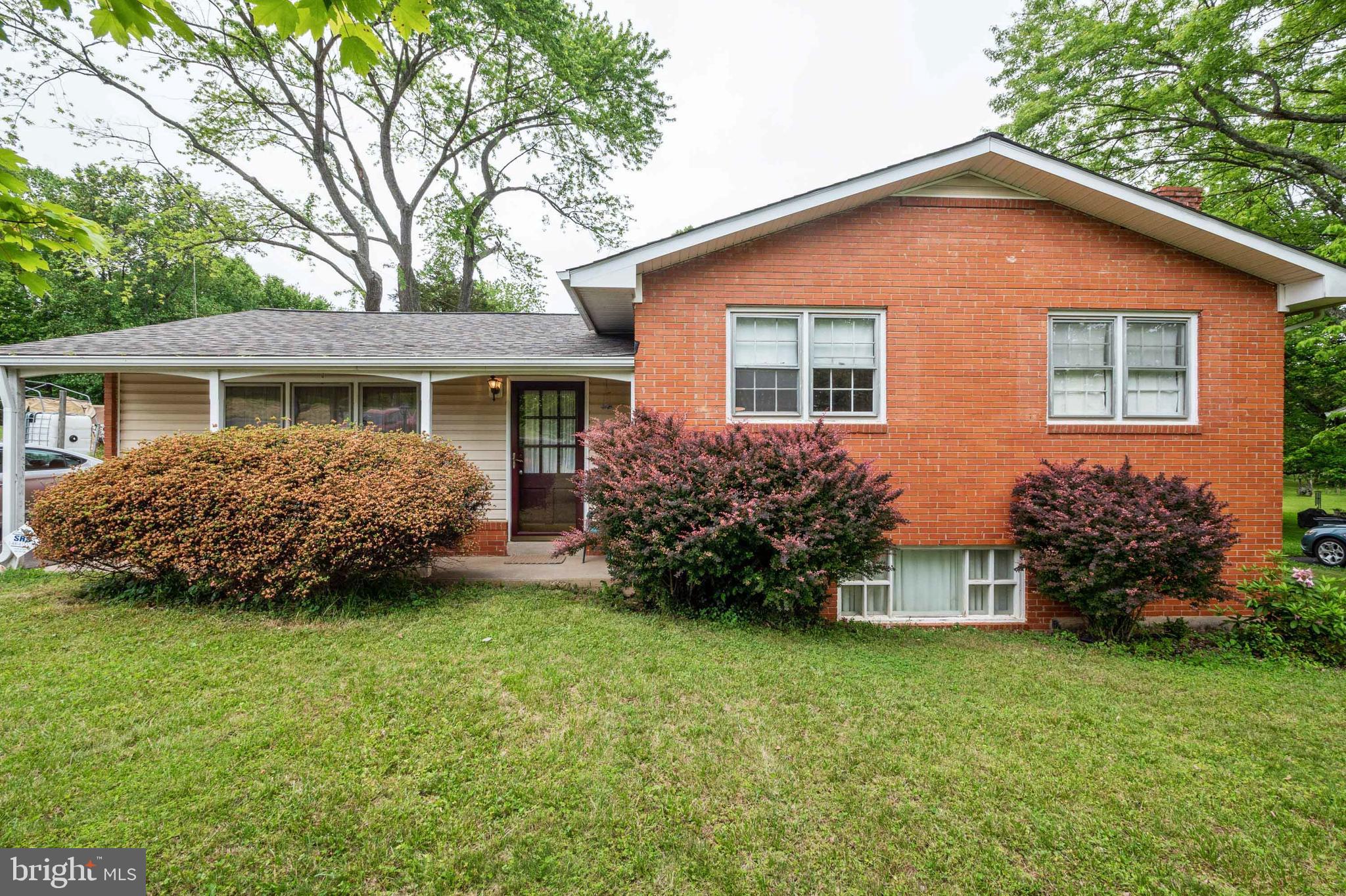 7706 Signal Hill Road Manassas, VA 20111 - Photo 1 of 35 Gallery Image 1