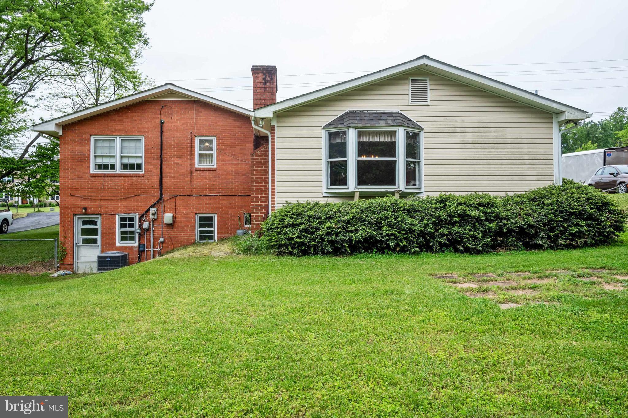 7706 Signal Hill Road Manassas, VA 20111 - Photo 31 of 35 Gallery Image 31