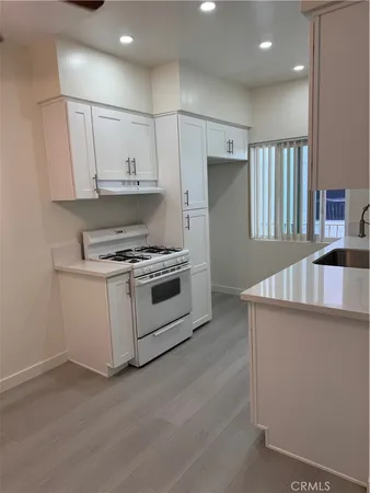 $2,550 | 580 West Stocker Street, Unit 8, Glendale, CA 91202