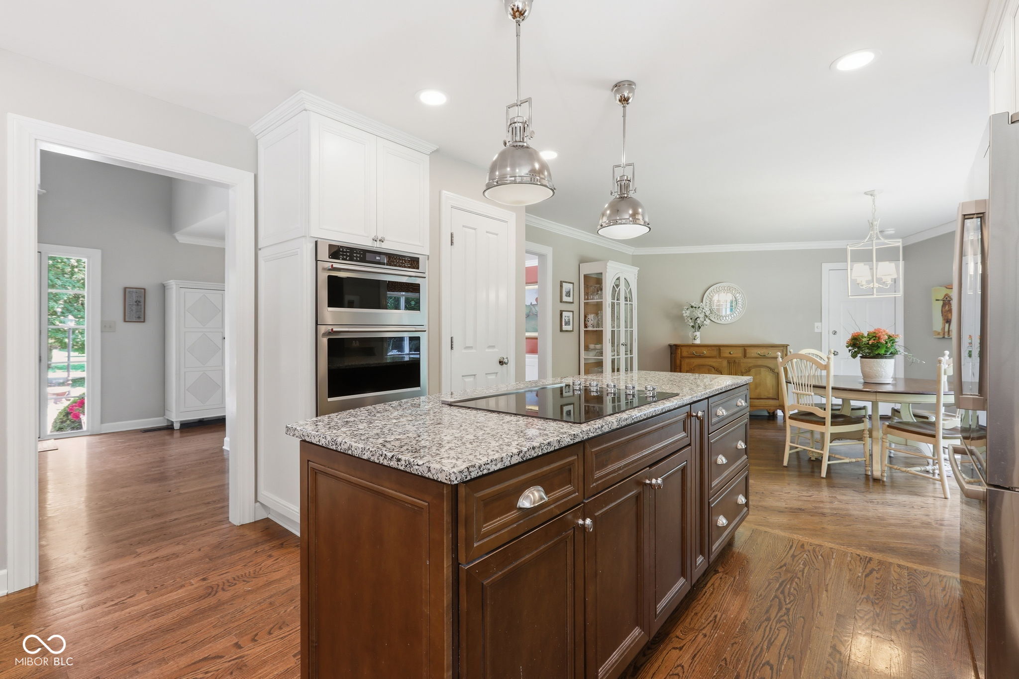 10904 Spring Mill Lane Carmel, IN 46032 - Photo 11 of 41