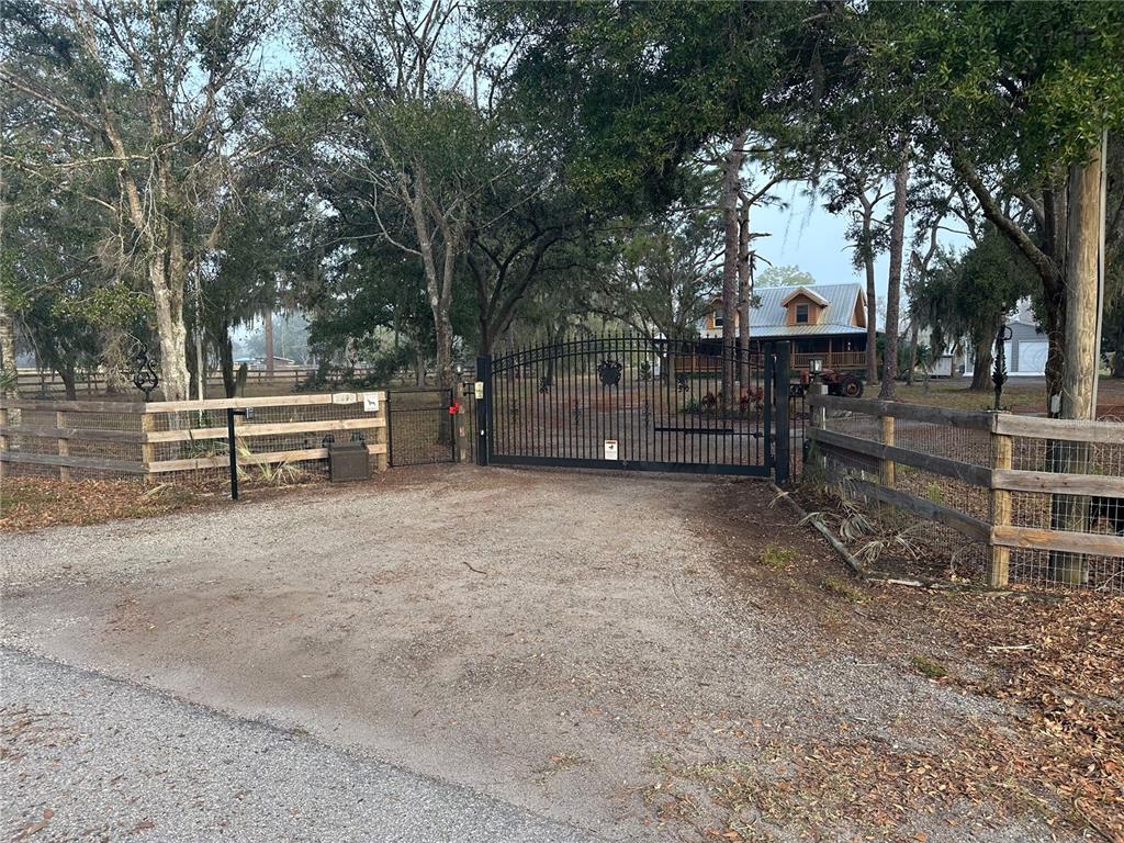 2690 Myakka Road Sarasota, FL 34240 - Photo 64 of 65