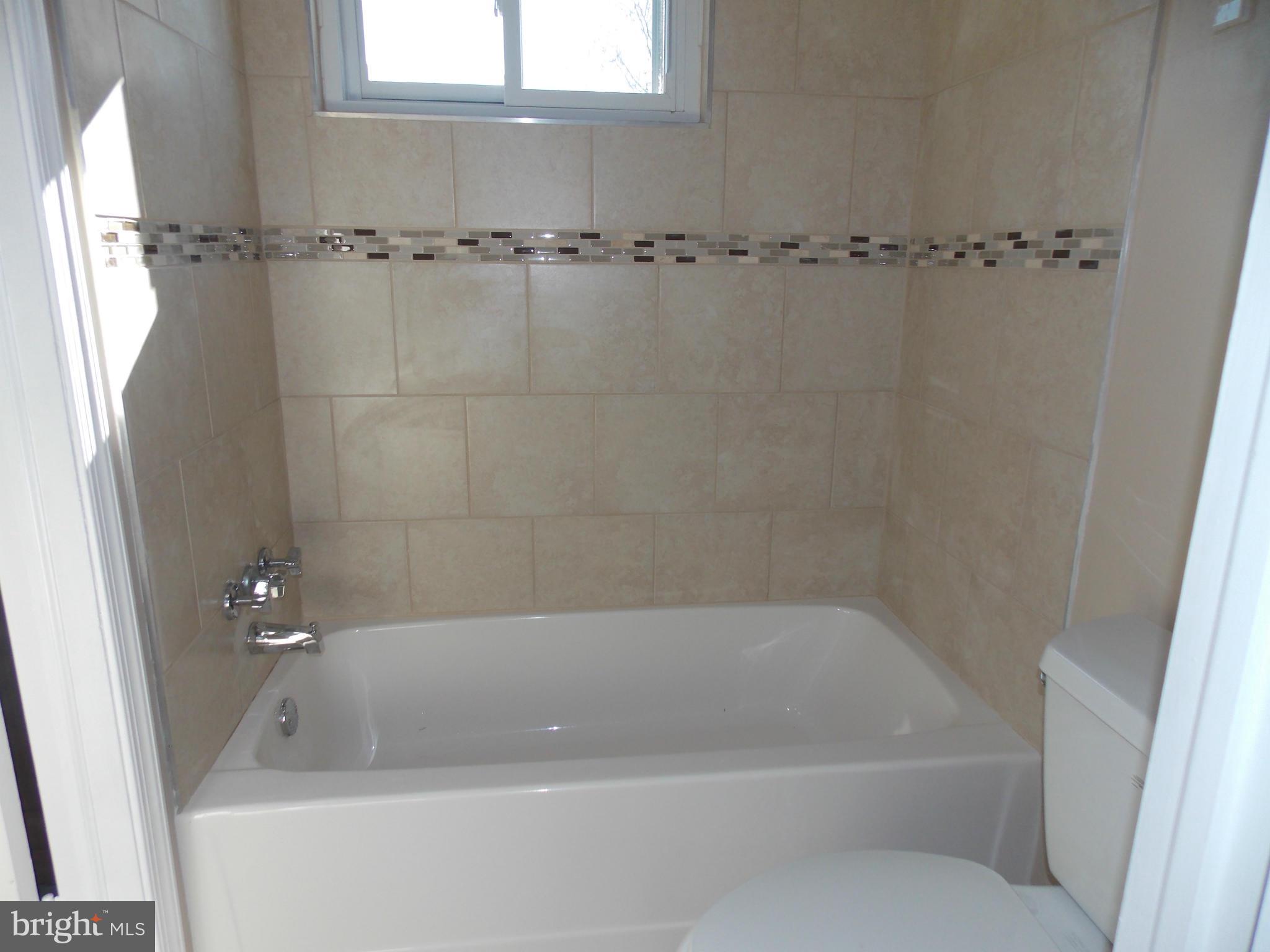3300 Wild Cherry Road Baltimore, MD 21244 - Photo 15 of 16 Bath