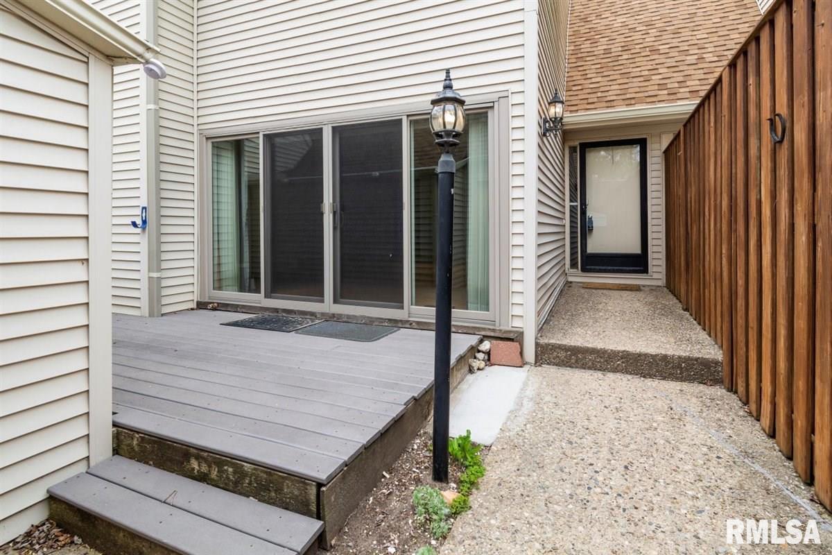3 Country Place Springfield, IL 62703 - Photo 3 of 49