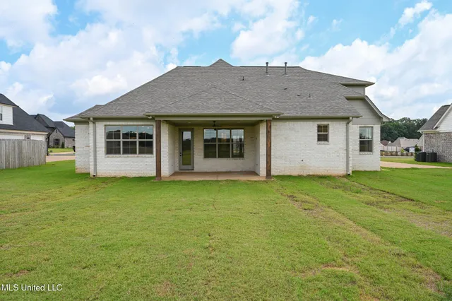 $519,000 | 4209 Brooke Drive, Nesbit, MS 38651