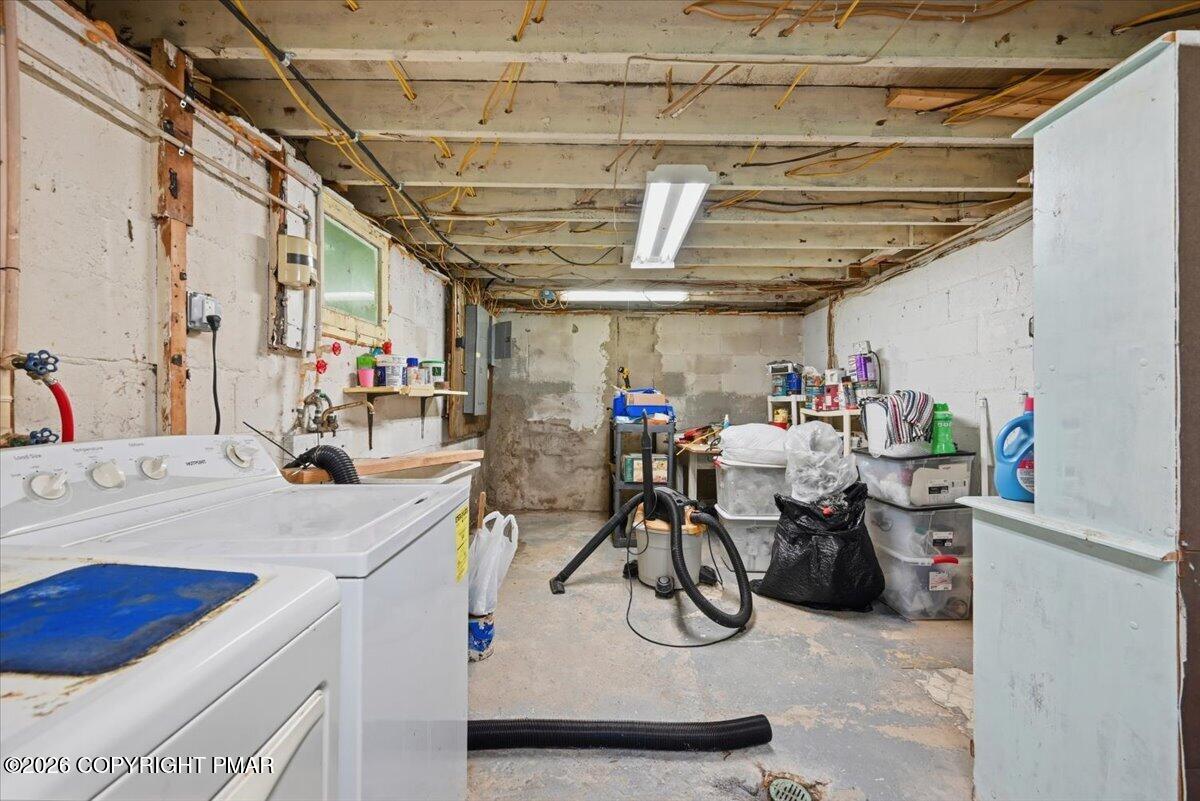 156 Old Mill Road Dalton, PA 18414 - Photo 51 of 66 Laundry area