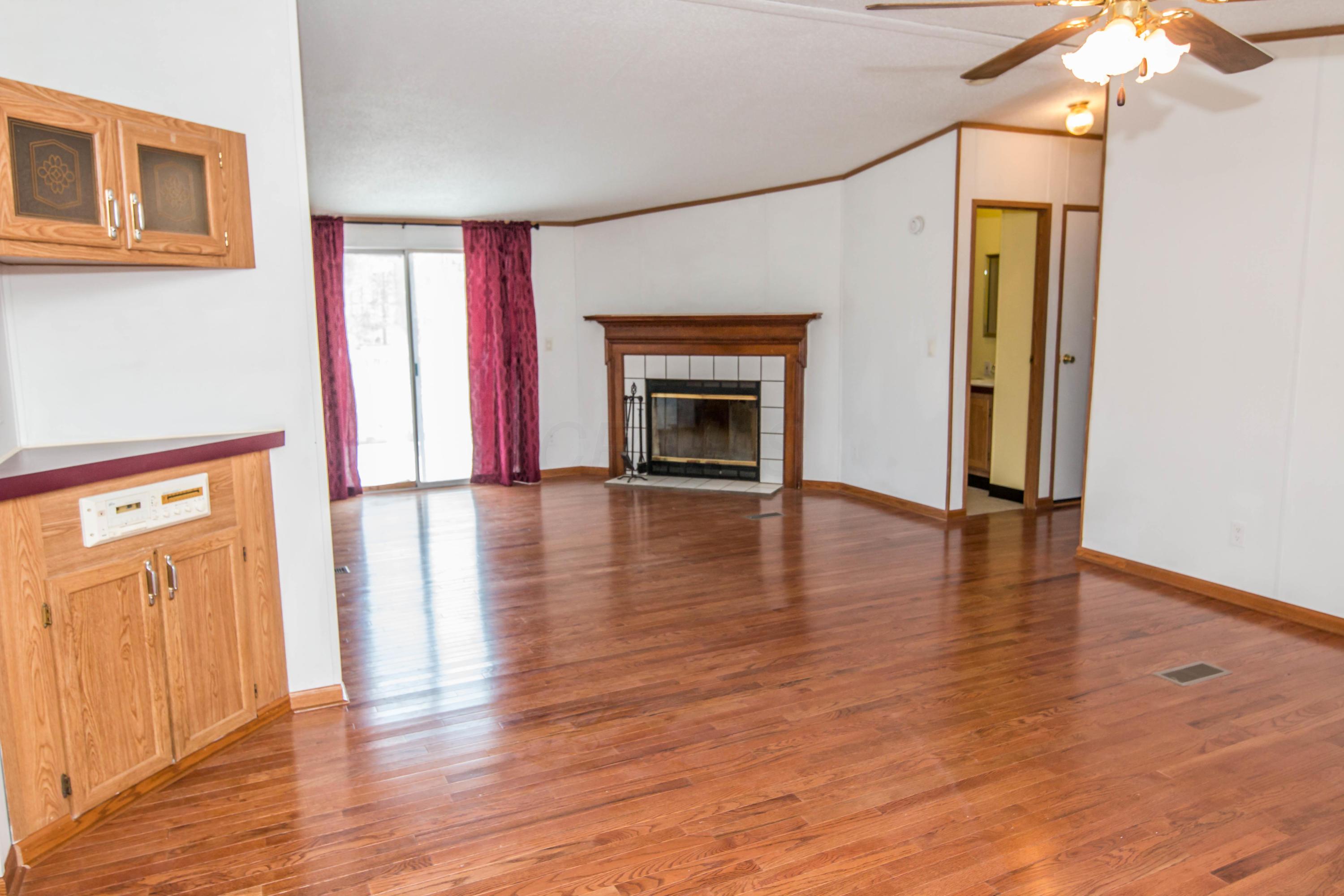 18296 North Liberty Road Fredericktown, OH 43019 - Photo 2 of 26