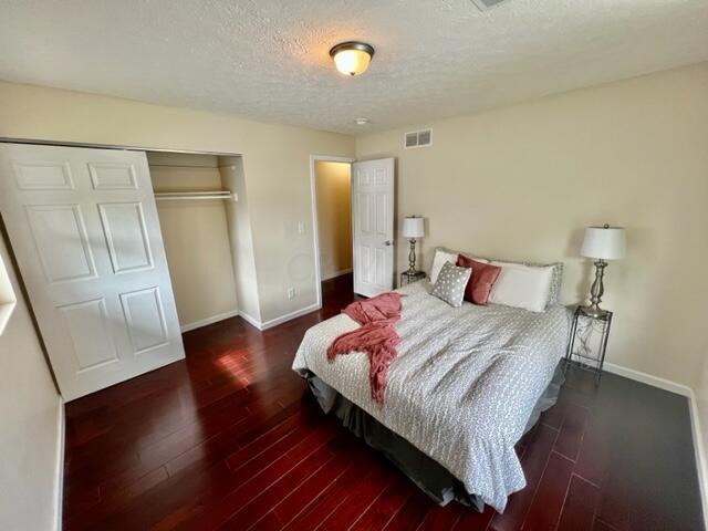 4783 Bourke Road Columbus, OH 43229 - Photo 14 of 22